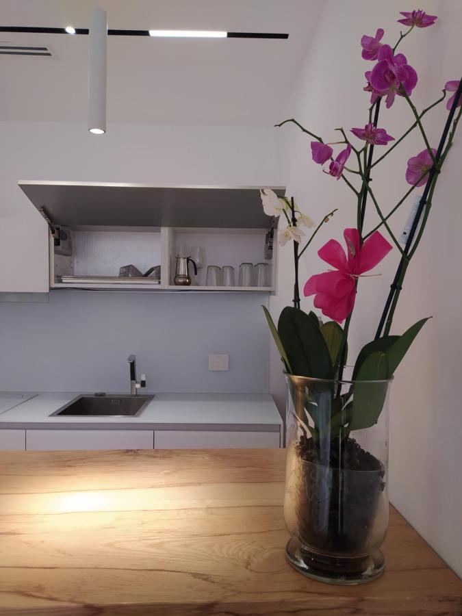 טאורמינה Casa Bianca - Luxury With Balcony In The City Centre מראה חיצוני תמונה